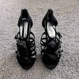 BCBG Women’s open toe pumps, black, size 8, suede, never been worn